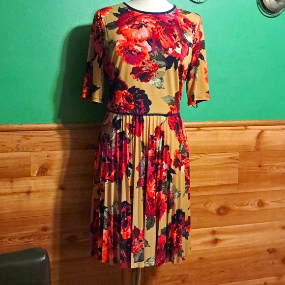 Maggy London Dresses & Skirts - Maggy London Dresss